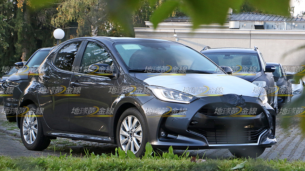 間諜照／Mazda2大改款長這樣？　幾乎等於Yaris改標就上！