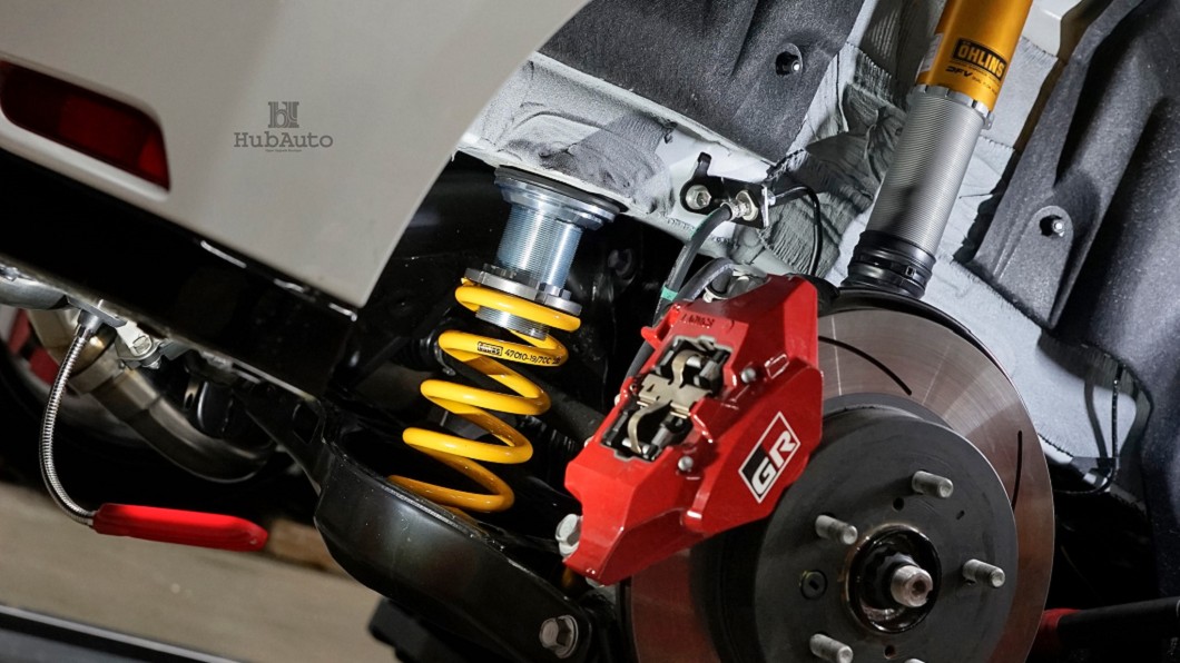 Öhlins Road & Track DFV雙流閥阻尼可調懸吊系統植入,可以進一步升級操控表現。(圖片來源/ 擷取自HubAuto臉書)