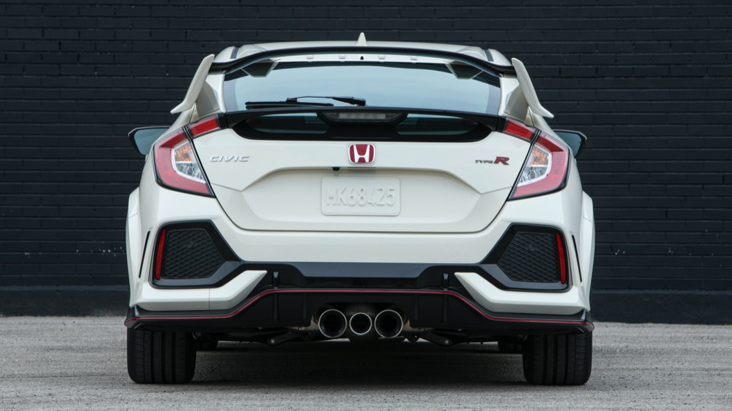 Honda解釋如此的設計在長途或者高速行駛時,可以有效降低排氣管的共鳴聲。(圖片來源/ Honda)