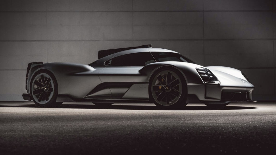 先前Porsche曾出版一本名為Porsche Unseen的刊物,裡面收錄了許多Porsche未曾對外公開的作品。(圖片來源/ Porsche)