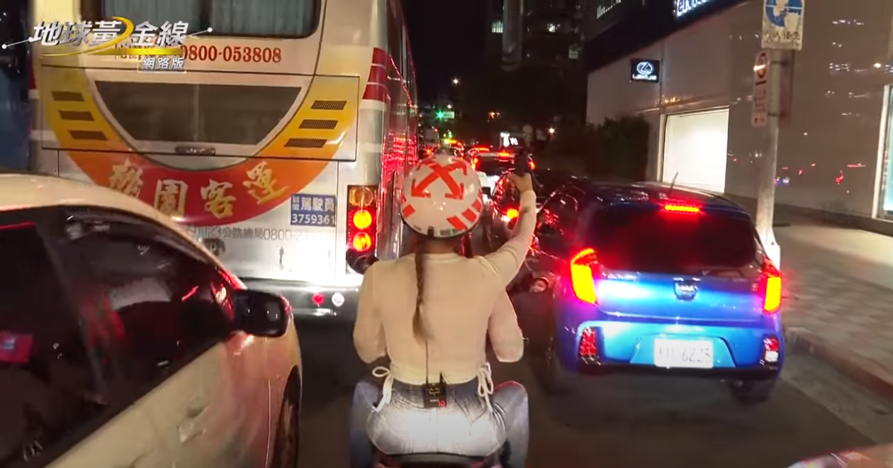 舒子晨的鑽車技術相當了得。(圖片來源/ 地球黃金線)