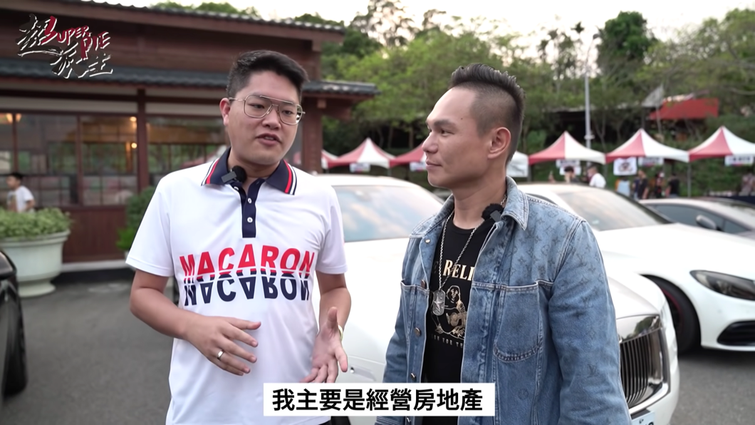 翔總是從事房地產仲介,但更早之前其實是在夜市擺攤賣3C配件起家。(圖片來源/ 翻攝自超派人生YT)