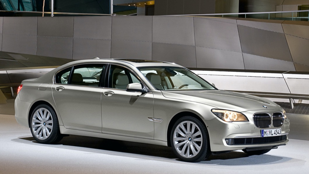 孫道存曾被媒體拍到出入以BMW 740Li長軸版代步,這款車在台灣的售價大約為525萬元。(圖片來源/ BMW)
