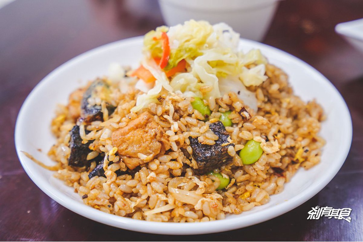 火少爺專業炒飯加入多種特殊食材，口感相當特別。（圖／剎有其食提供）
