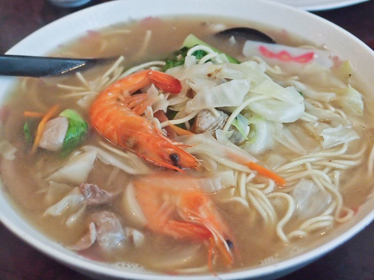 張吳記什錦麵有許多很厲害的菜色。(圖/鄉民食堂提供)