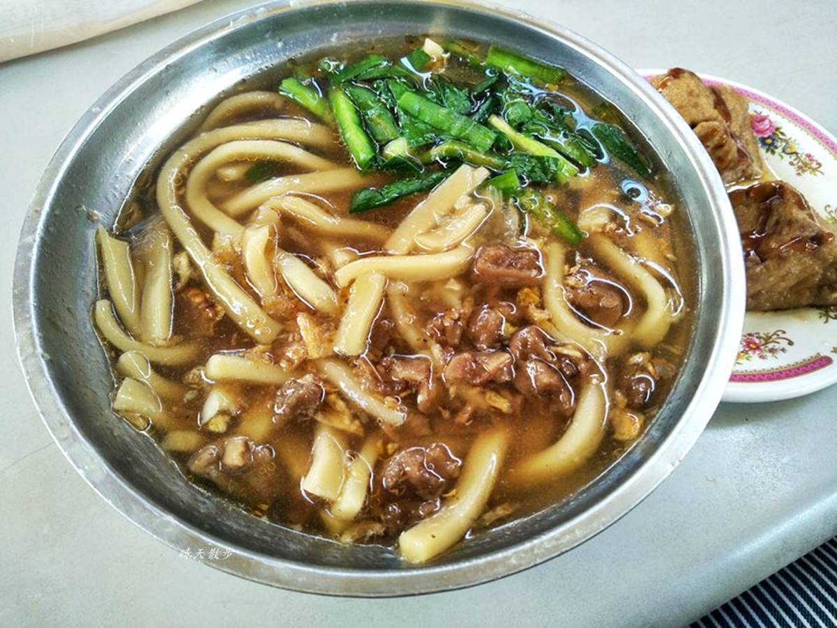 「第三市場大麵羹」有著令人懷念的古早味美食。(圖/晴天散步提供)