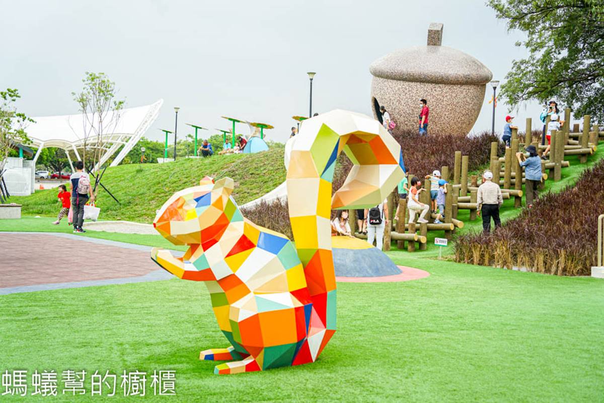 膨鼠森林公園的馬賽克松鼠相當吸睛。（圖／螞蟻幫的櫥櫃提供）