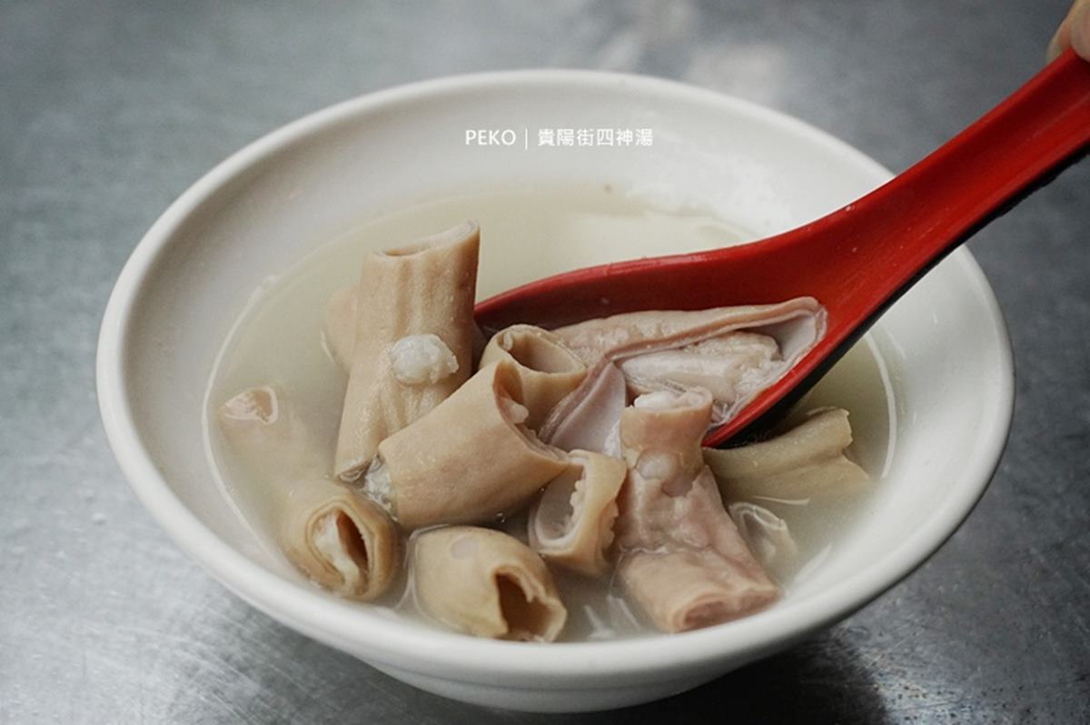 「貴陽街四神湯」的四神湯,老闆娘會依據個人喜好幫你客製化。(圖/PEKO の Simple Life提供)