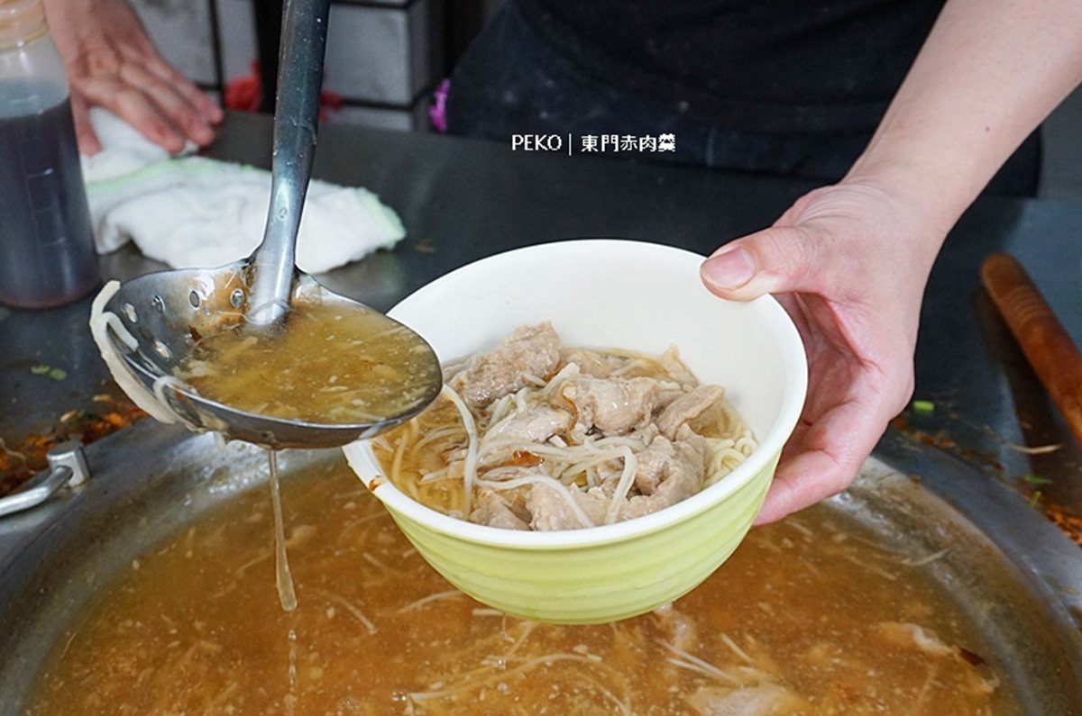 東門赤肉羹是間熱賣40年的老店。(圖/PEKO の Simple Life提供)