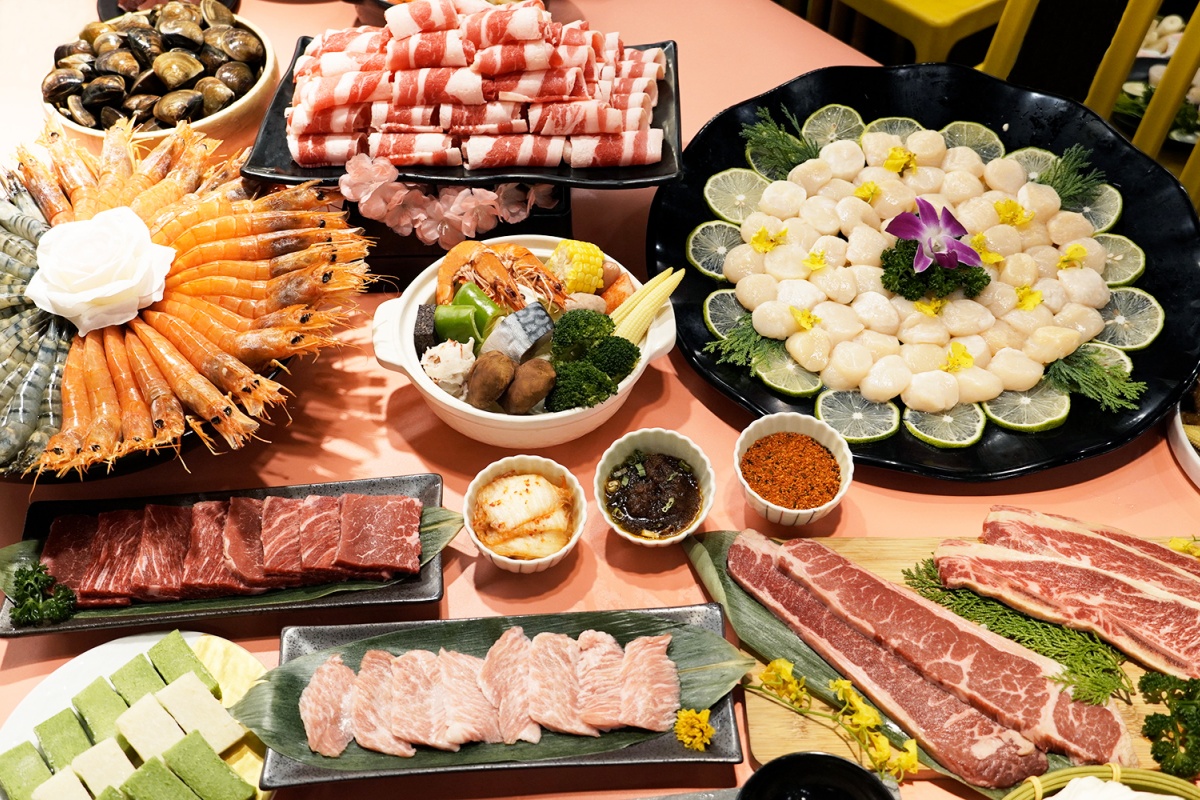 「熊一燒肉」提供美國見島和牛等多樣頂級食材。（圖／馬辣集團提供）