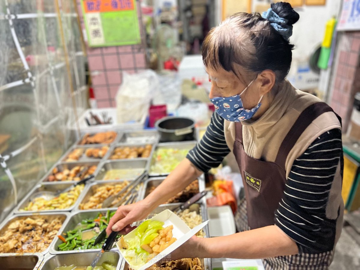 五元粥菜色相當豐富。(圖/高雄美食地圖提供)