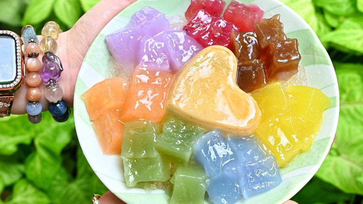 饕譽「全台最美粉粿冰」底家!光看就消暑 夢幻7彩超欠吃
