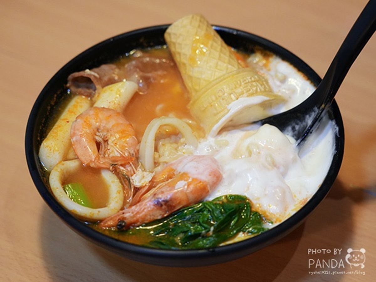 冰淇淋融化進湯裡,有種奶香滑潤的味道。(圖/panda’s paradise提供)
