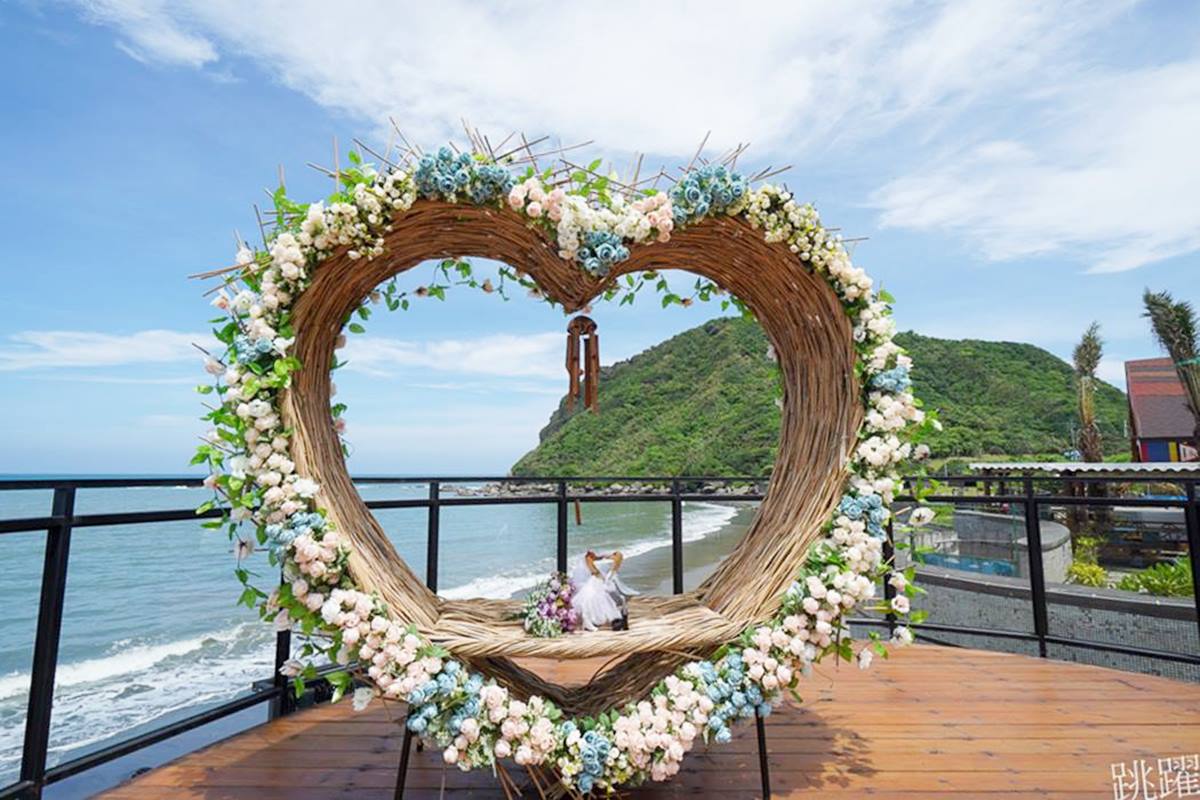 網美必拍的花圈別錯過，根本就像是置身峇里島。（圖／跳躍的宅男）