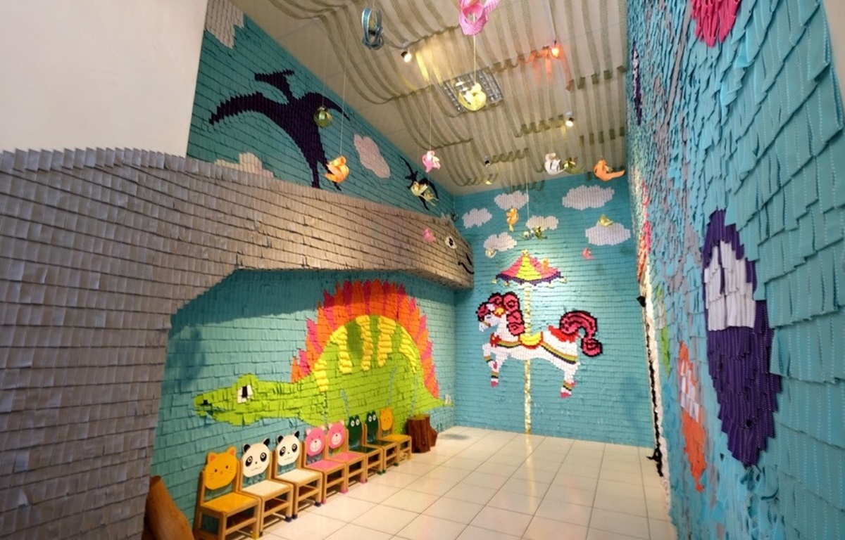 館內也有許多緞帶組成的打卡點,設計相當別緻。(圖/西莉亞玩樂人生提供)