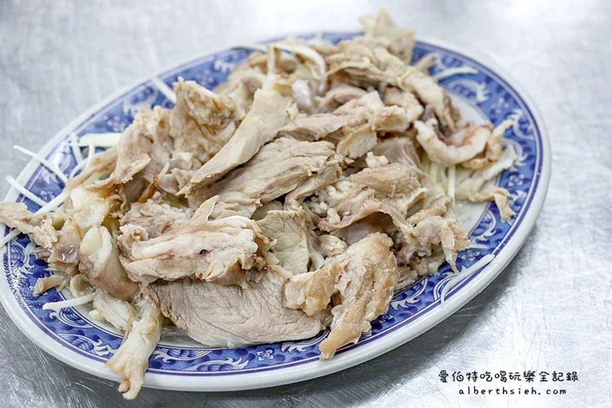 「豬嘴邊肉」(小份60元/大份110元)給很多,吃起來口感鮮嫩。(圖/愛伯特吃喝玩樂全記錄提供)