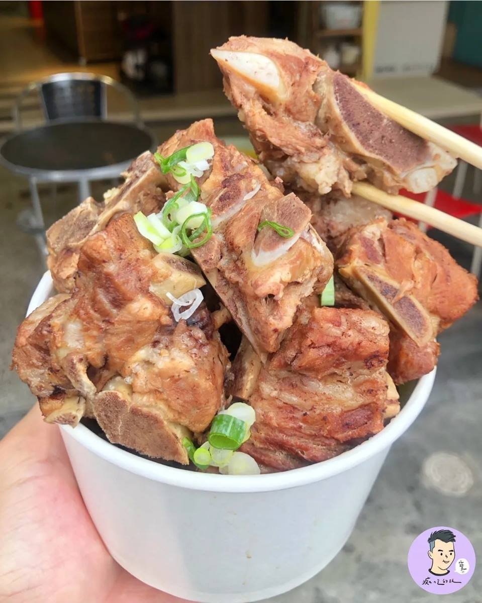每塊排骨的含肉比例都很高。(圖/痴吃的玩提供)