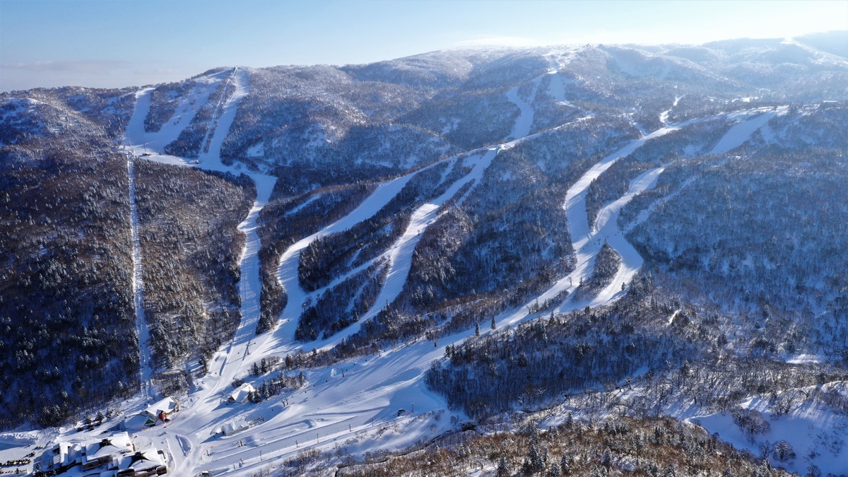 Club Med今年冬天再度插旗日本北海道,成立第3座滑雪度假村。(圖/Club Med提供)