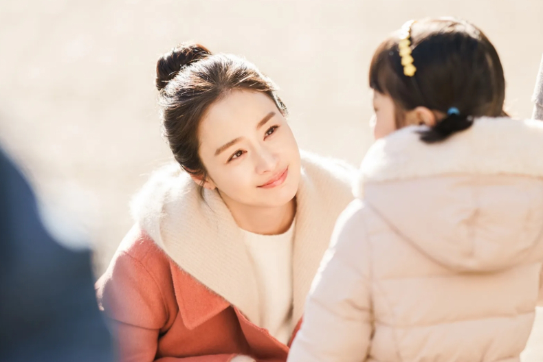 《哈囉掰掰,我是鬼媽媽》劇照。(圖/翻攝IG@tvn_drama)
