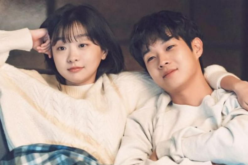 《那年我們的夏天》由崔宇植、金多美主演。(圖/翻攝自Netflix Korea IG)