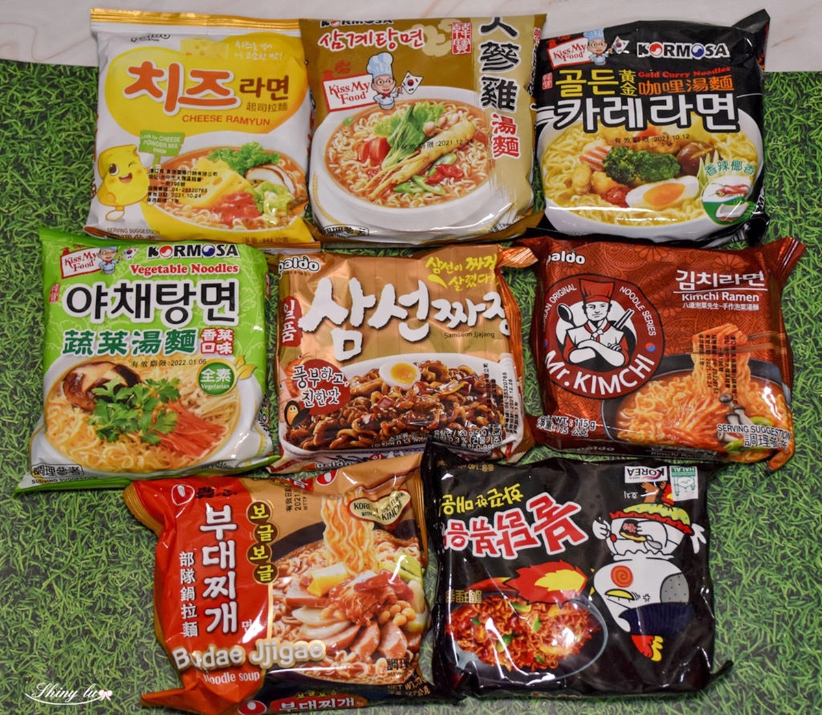 韓國除了最經典的「辛拉麵」之外,其實還有很多隱藏版泡麵。(圖/呂萱萱愛分享提供)