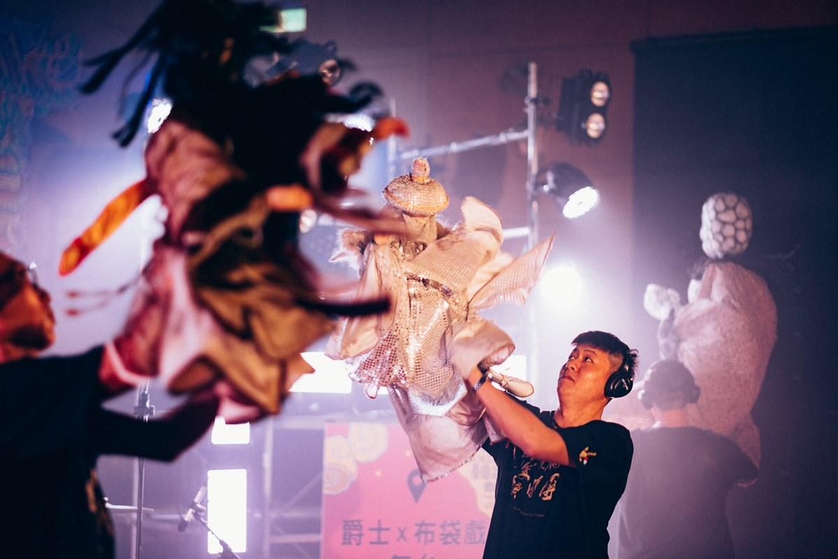 大年初三更特邀「蘇俊穎掌中木偶劇團」合作。(圖/高雄文化局 提供)