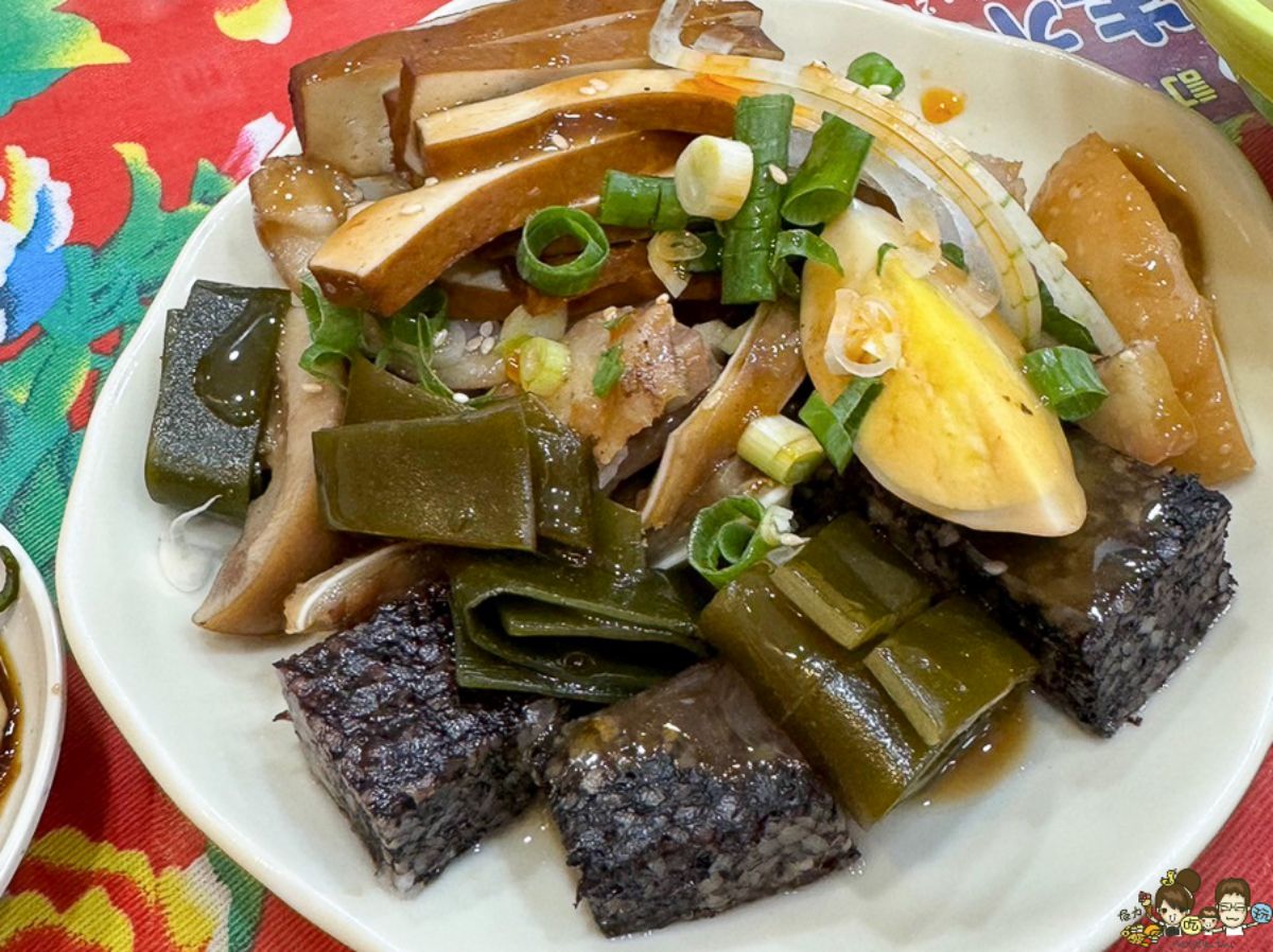 「滷味拼盤」（55元）吃得到5種不同的小菜。（圖／跟著尼力吃喝玩樂提供）