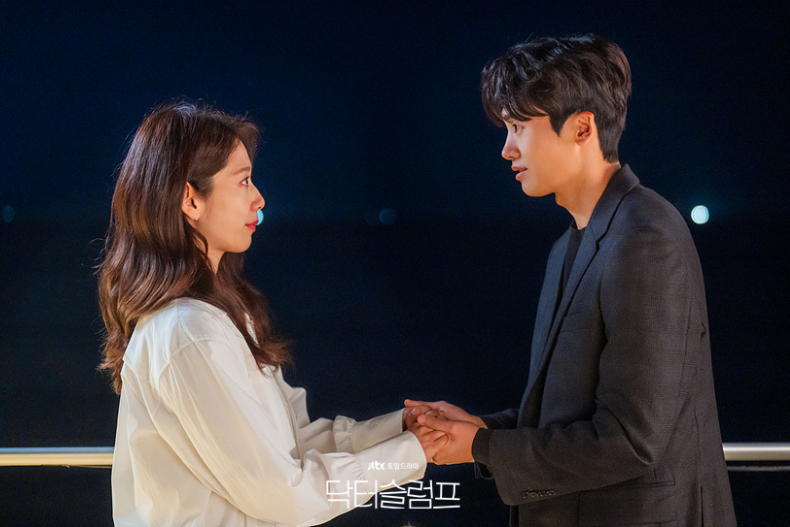 金句6.「人們總是過於輕易提起他人的痛苦。」(圖/翻攝自JTBC)