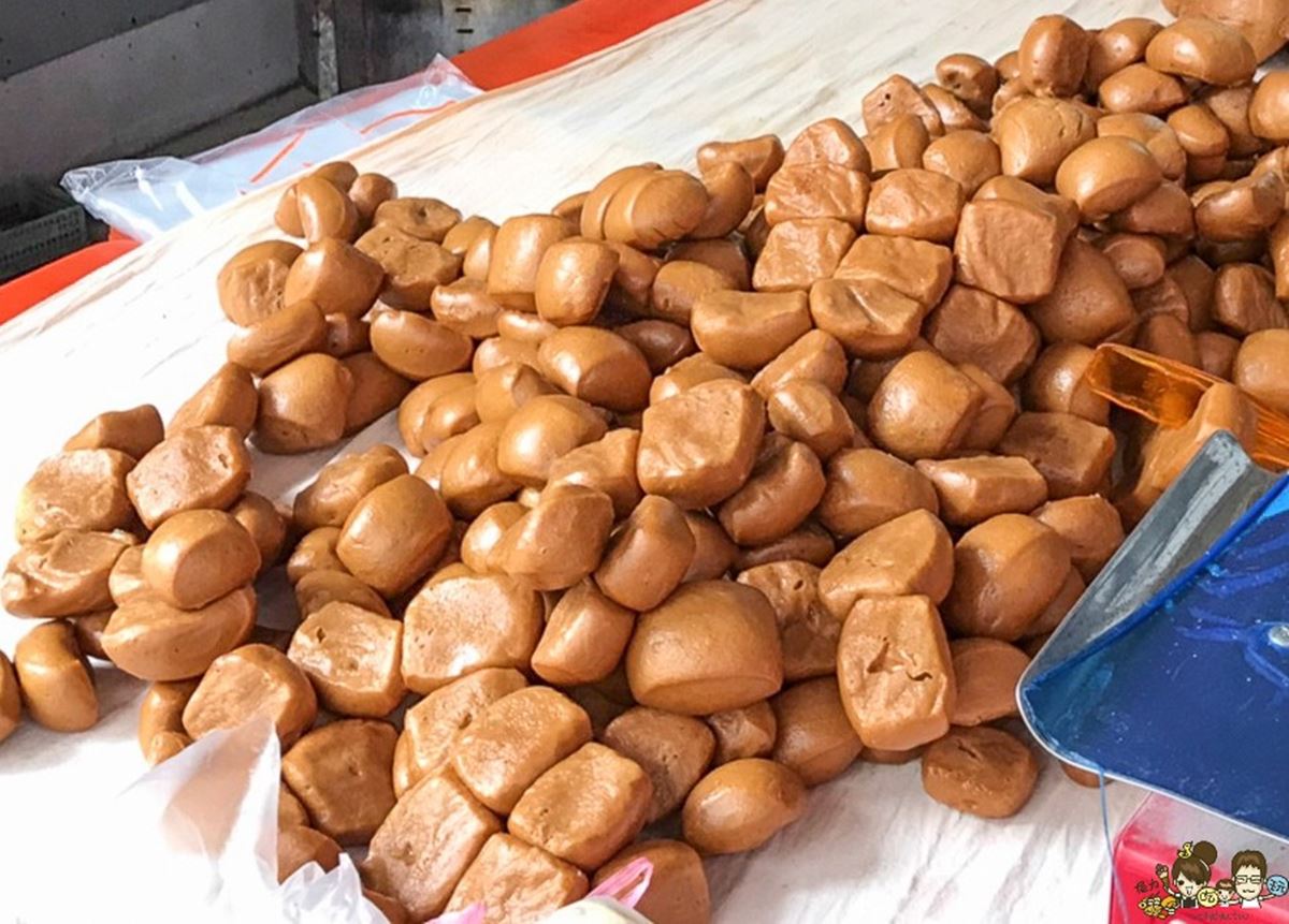 IG暴紅的黑糖小饅頭,以超難買、Q彈好吃而聞名。(圖/跟著尼力吃喝玩樂提供)