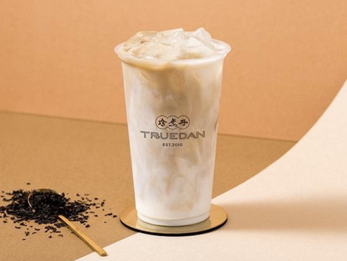 珍煮丹「懷舊奶茶」大杯可享有買一送一優惠，單品項最多買5送5！（圖／珍煮丹提供）