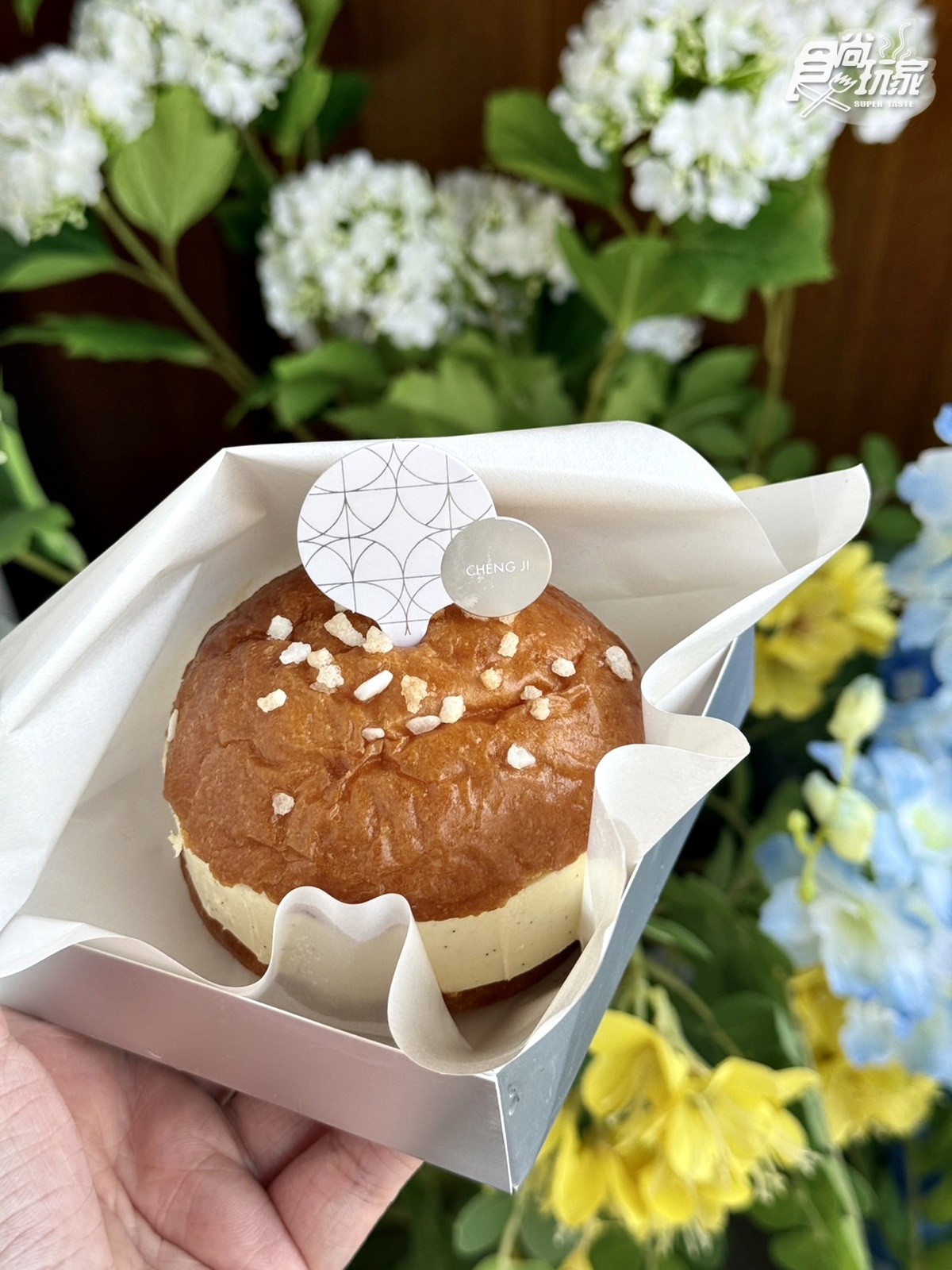 獨家限量的「聖特羅佩塔」每日限量販售120顆,售完為止。(圖/陳倍玉攝)