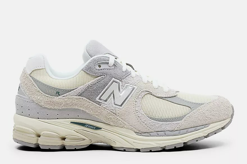 NEW BALANCE 2002R。（圖／翻攝自NEW BALANCE官網）