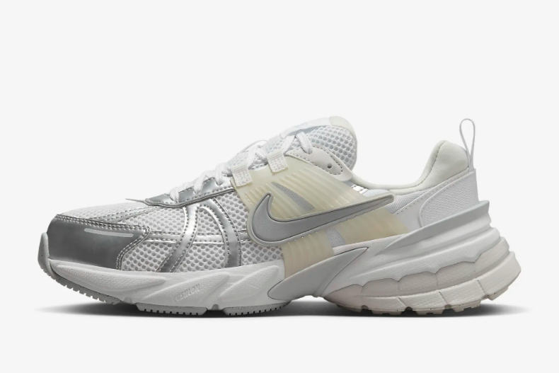 NIKE W V2K RUN。（圖／翻攝自NIKE官網）