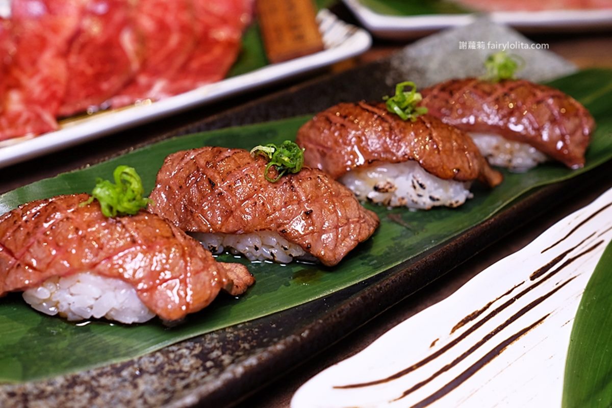 店裡也點得到壽司,其中大推入口即化的「和牛壽司」(90元,1貫)。(圖/蹦啾♥謝蘿莉提供)