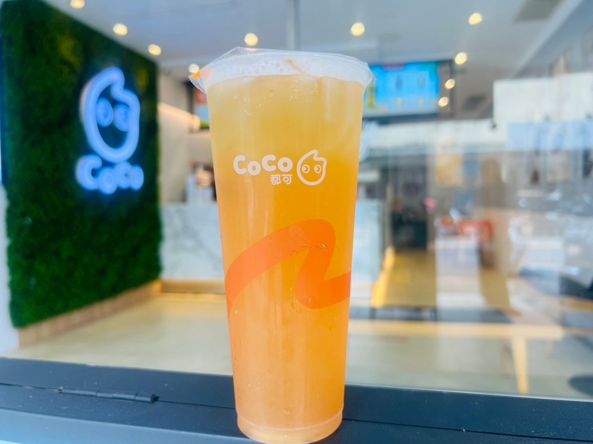 CoCo今（２日）起還新推出清爽新品「信義鄉輕梅烏龍」。（圖／CoCo提供）