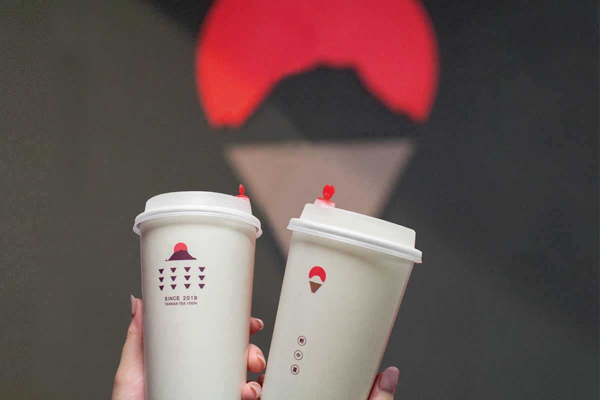 「山焙SUNBAY 烘焙萃取製茶所」9/10進駐淡水水碓,慶祝開幕有3天買一送一活動。(圖/山焙提供)