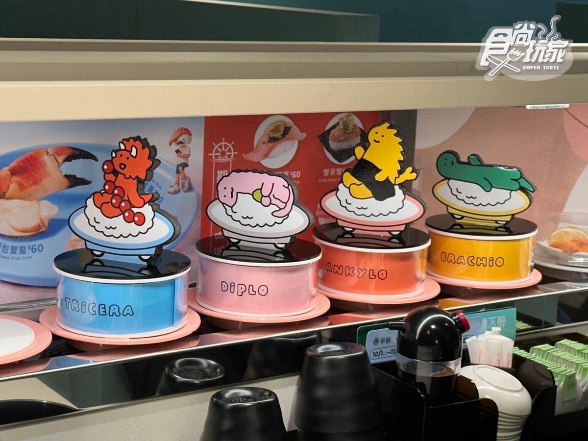 店內從窗貼、用餐區到迴轉台，都可以看到超萌的JOGUMAN角色。（圖／許瑋芯 攝）
