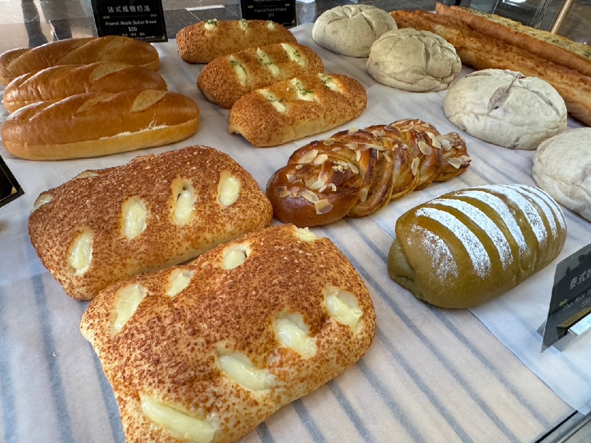 永豐棧麵包坊在地人平常也會來購買,住客用85折券更划算。(圖/食尚駐站部落客@寗好生活 Ning's Life)