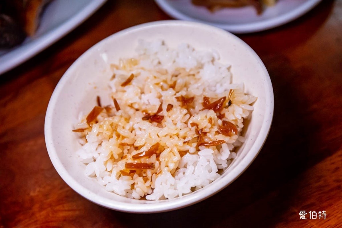 「鵝油飯」香氣十足，點這碗配鵝肉最對味。（圖／食尚部落客＠愛伯特吃喝玩樂全記錄提供）