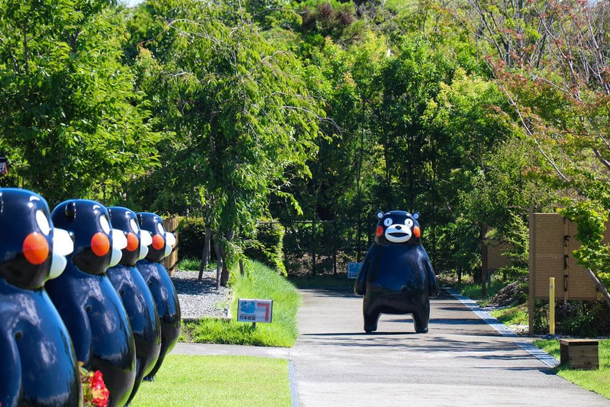 「熊本熊港八代公園」基本上完全沒有遮蔽物,若前來拍照,也要注意防曬或下雨。(圖/加小菲愛碎碎念提供)