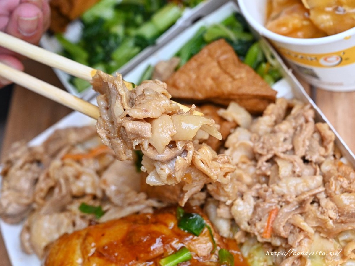 網友幾乎都大推蒜泥白肉口味最佳,肉量也最多。(圖/糖糖's 享食生活提供)