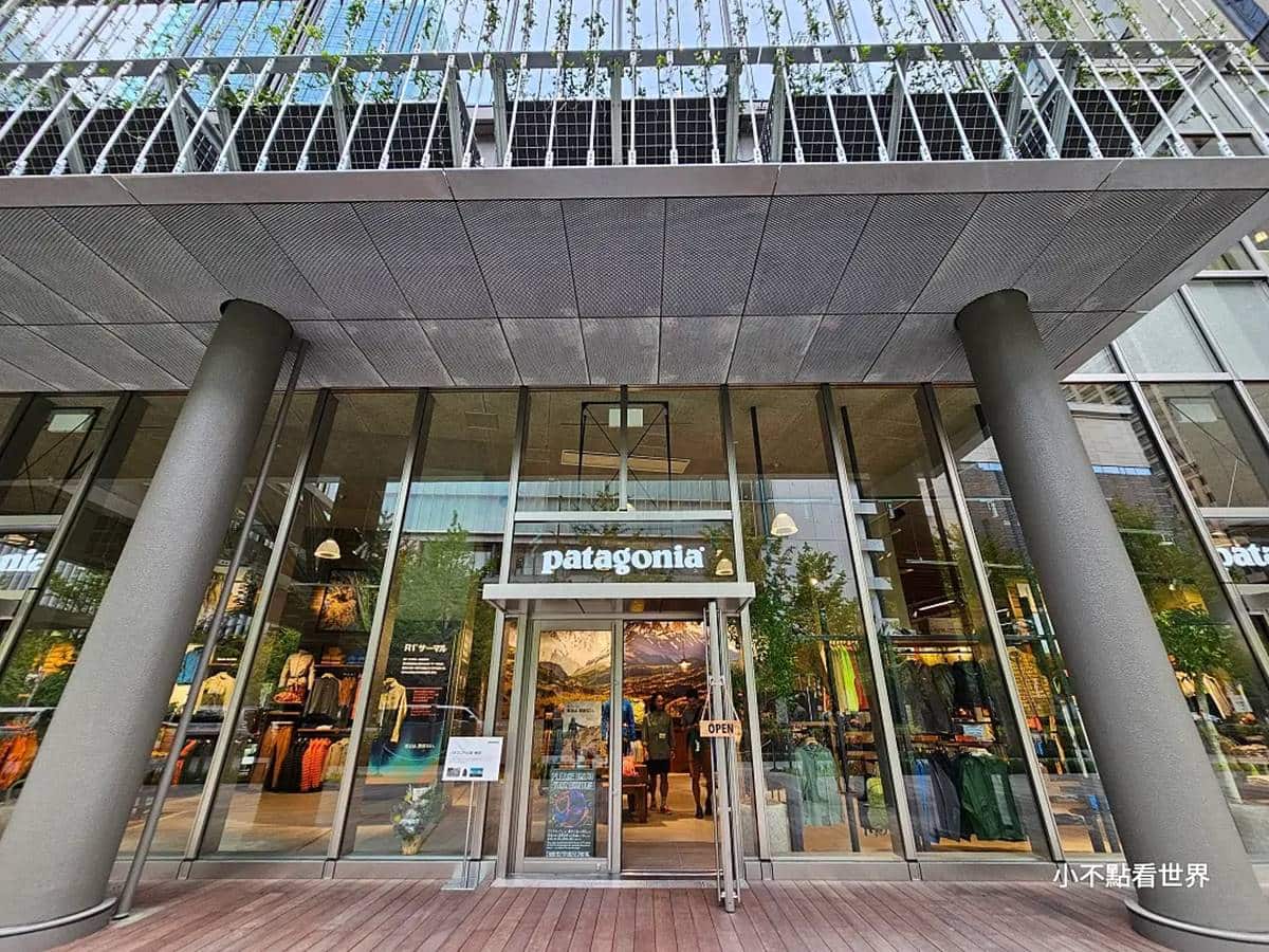 戶外品牌「Patagonia」關西旗艦店位在北館1樓,店內寬敞並且購物環境舒適。(圖/小不點看世界提供)