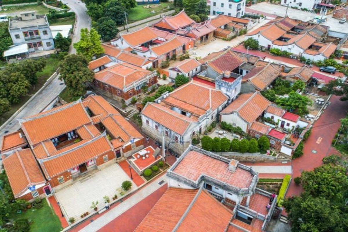 「水頭聚落」保存了全島最多、最精美的閩式建築與洋樓。(圖/金門觀光旅遊網提供)
