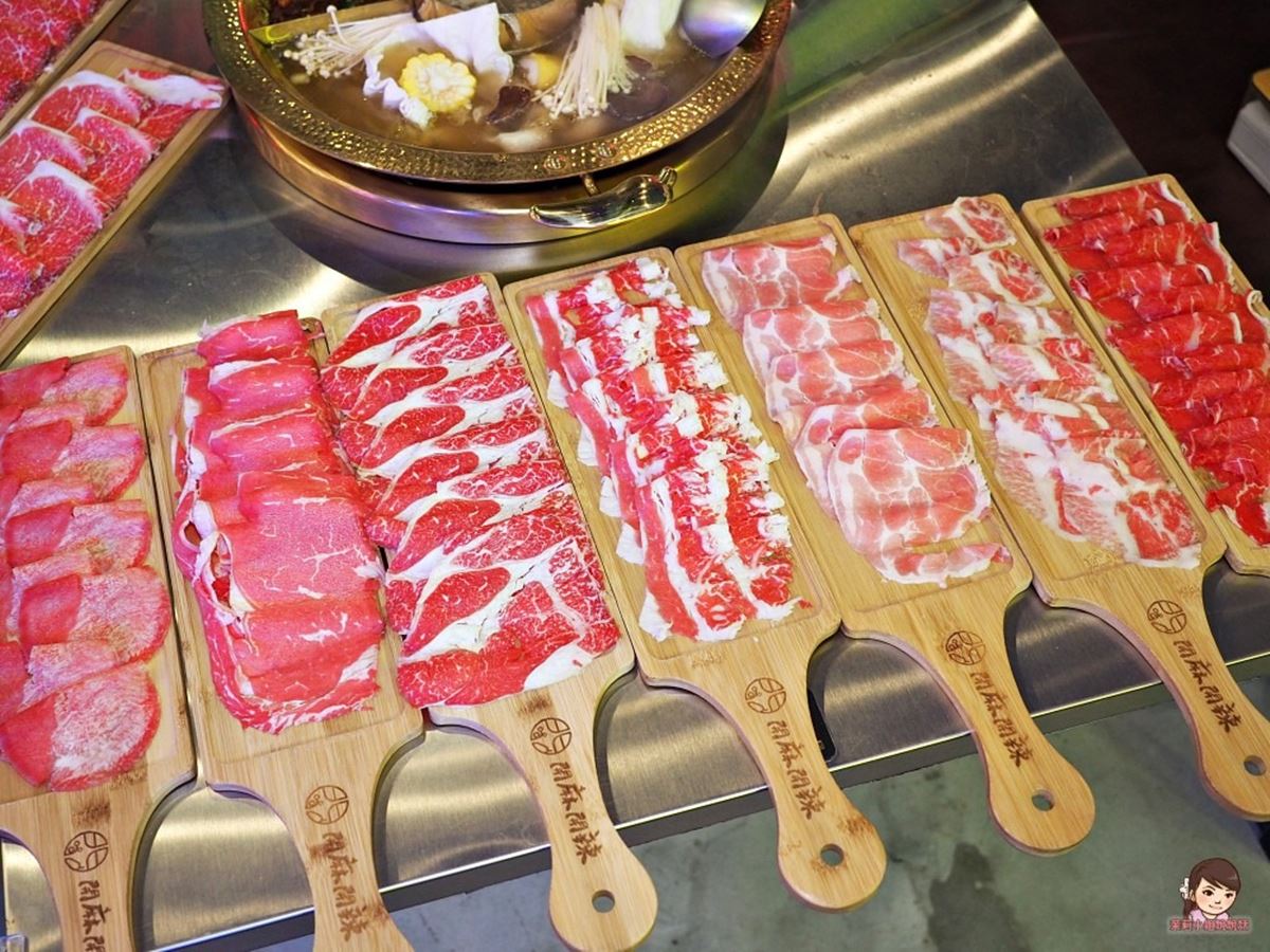和牛肉、牛舌可以吃到飽，實在很過癮！（圖／高雄美食。茉莉小姐說說話提供）