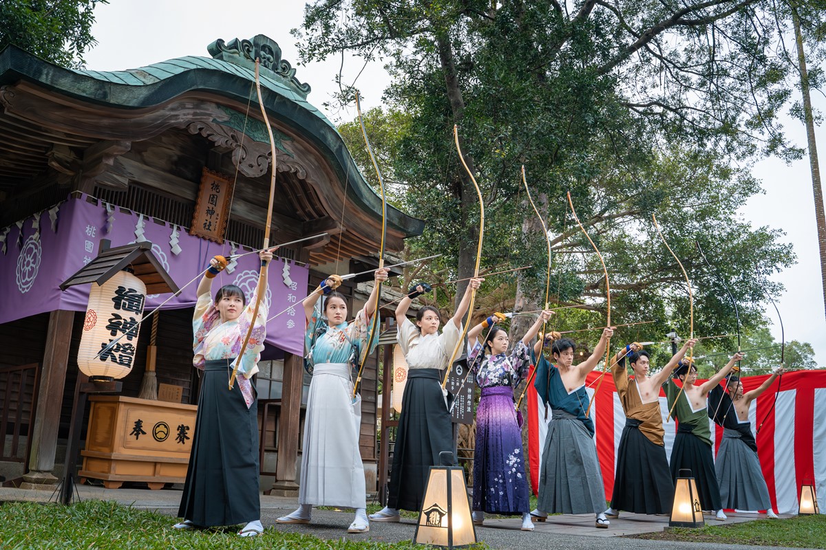 活動期間還有射箭比武、武道展演可觀賞。（圖／桃園神社提供）