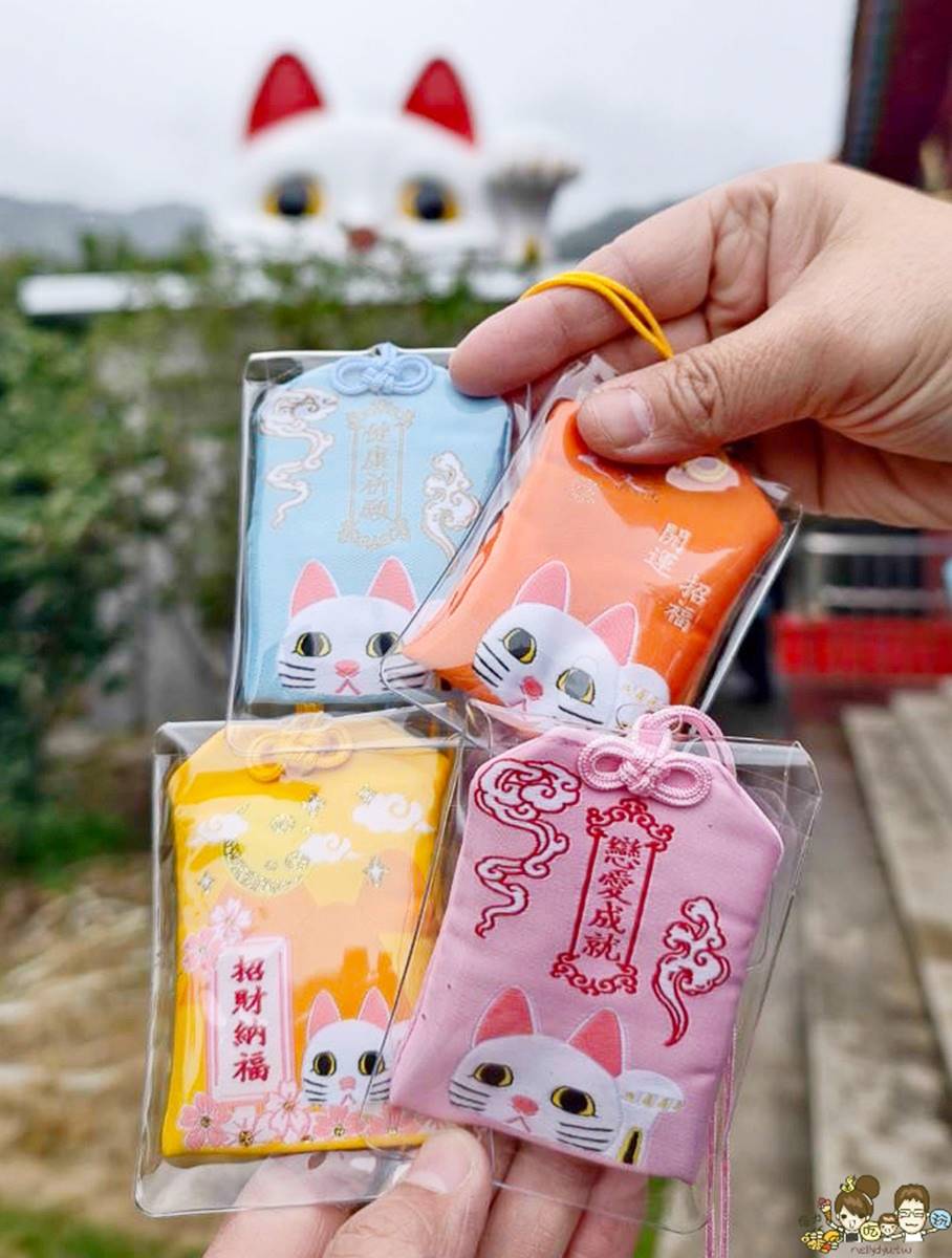 每種款式的御守各有不同功能，多帶幾個回家分送給親友也很適合。（圖／跟著尼力吃喝玩樂提供）