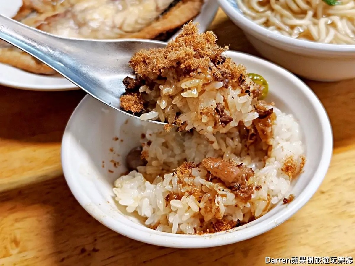 南部口味的「米糕」(35元),吃得出魚鬆+肉燥的香氣。(圖/Darren蘋果樹旅遊玩樂誌 提供)