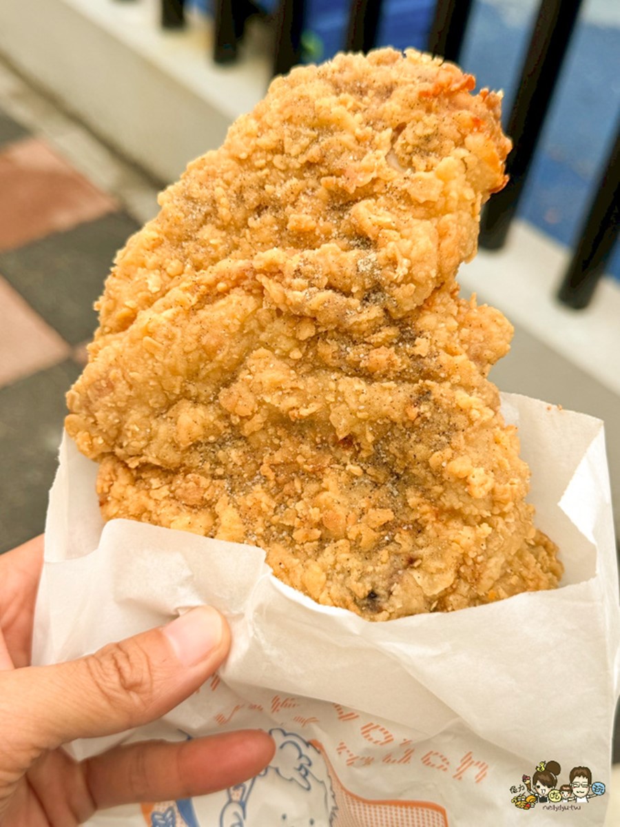 肉控也可以直接點整片「炸雞排」（70元）。（圖／跟著尼力吃喝玩樂 提供）