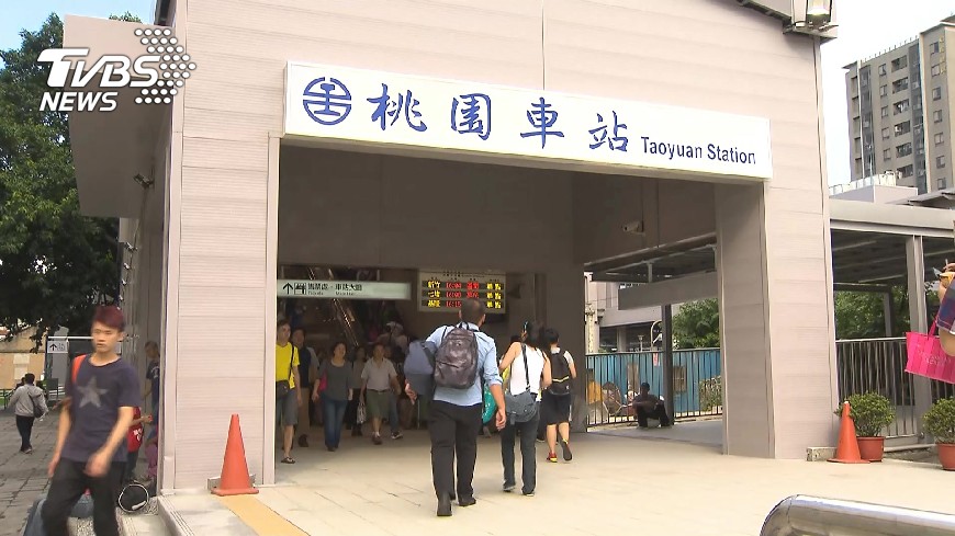 桃園最新7處確診足跡曝 曾至桃園火車站、大潤發