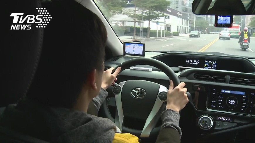台灣汽車駕照考試近年來增設路考項目,有效提升學員拿到駕照後正式上路時的銜接性。(示意圖。圖片來源/ TVBS)